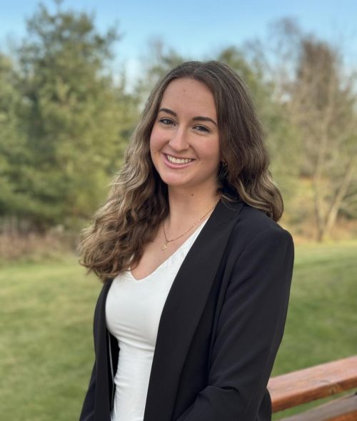 HeadshotMakaylaKegerreis_large HeadshotMakaylaKegerreis_large